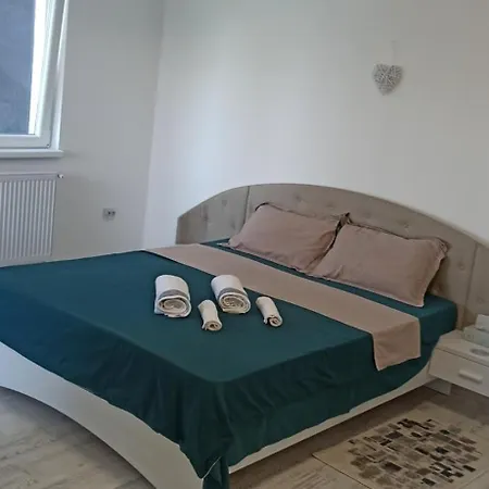 Apartment Nezar Craiova