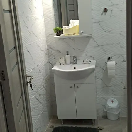 Nezar Apartment Craiova