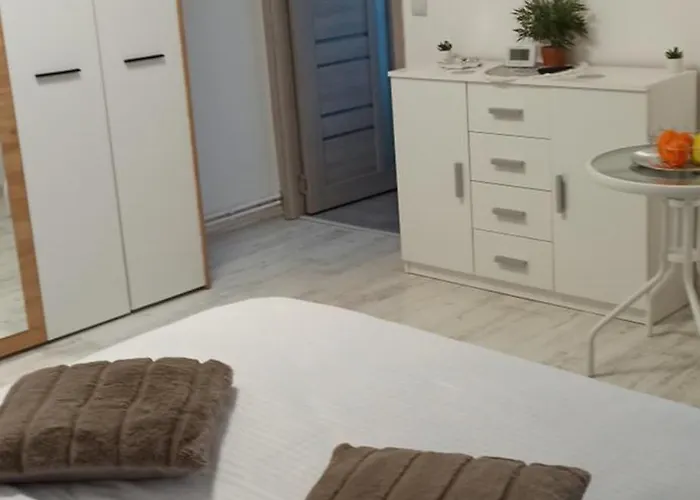 Nezar Apartament *